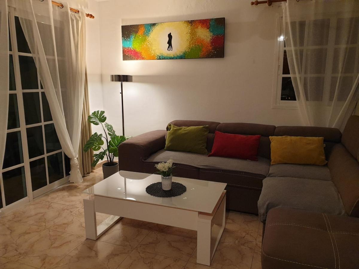 Ocean Sun Apartment ปัวร์โตเดซานตีอาโก ภายนอก รูปภาพ